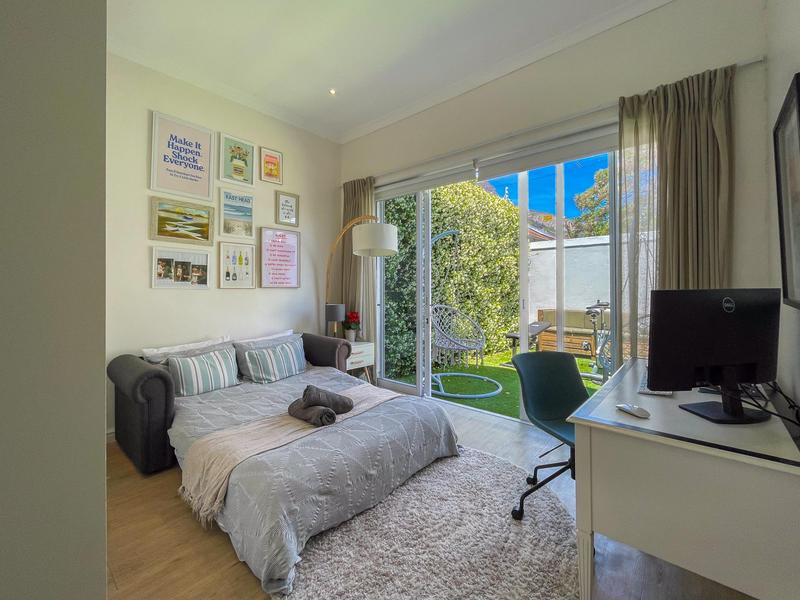 4 Bedroom Property for Sale in Sea Point Western Cape